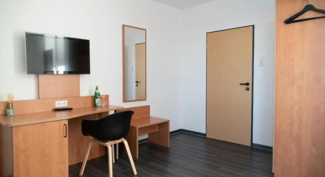 Двухместный номер Standard с балконом Hotel Rheinpromenade8
