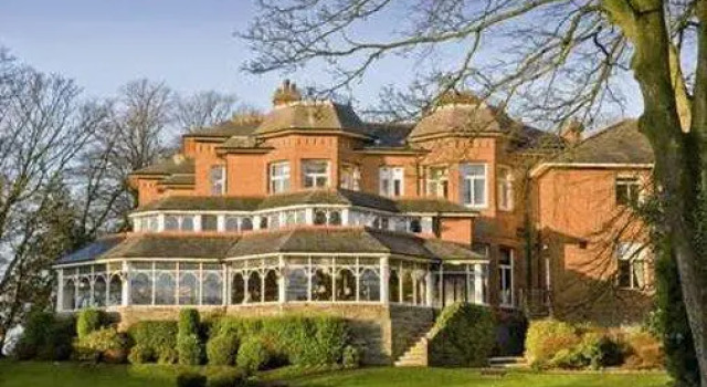 Номер Executive Macdonald Kilhey Court Hotel