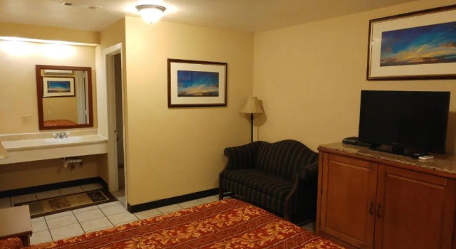 Одноместный номер Economy Country Regency Inn & Suites