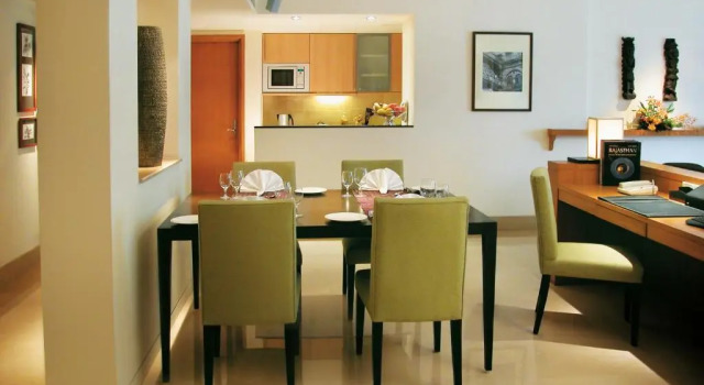 Апартаменты Taj Wellington Mews, Mumbai
