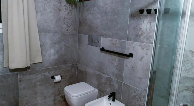 Апартаменты с видом на бассейн Apartment Charme and Relax with Garden and Swimming Pool - 4 Guests