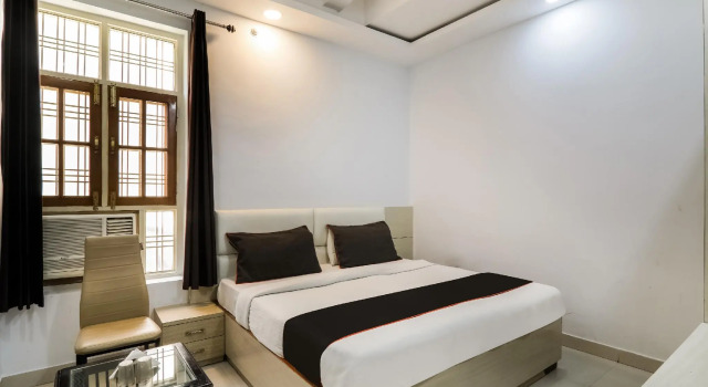 Super Hotel O Kiara Inn, Забронировать Отель Вибхути Кханд штат Уттар-Прадеш