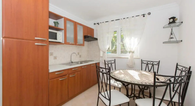 Villa Mediterranea, Забронировать Вилла Отели Сребрено с парковкой, Парковка