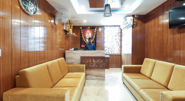 Capital O 64592 Dhanvitha Residency, Rezervovat Hotel Hotely v Bangalore s parkováním, Parkování