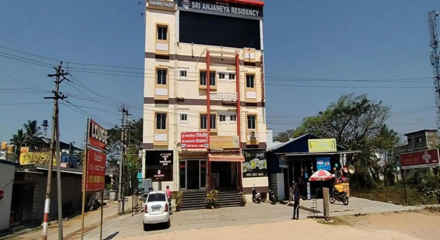 Sri Anjaneya Residency by OYO Rooms, Prenota Hotel Shimoga Karnataka