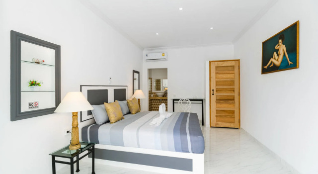 Wirason pool Villa 4 bedrooms, Забронировать Вилла Отели Южного Таиланда с парковкой, Парковка