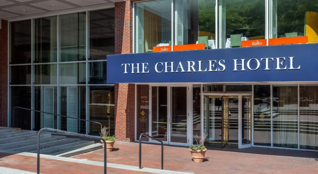 The Charles Hotel in Harvard Square, Забронировать Отель Гарвард-сквер Кембридж, рядом с Boston Calling Music Festival