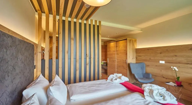 Двухместный номер Deluxe с балконом Wagners Hotel Zum Koch