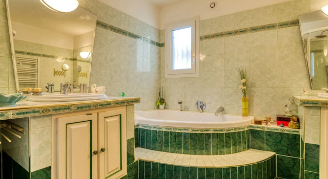 Villa Provencale aux portes d Aix, Забронировать Вилла Экс-ан-Прованс Буш-дю-Рон