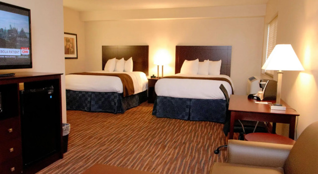 Четырёхместный семейный люкс Cobblestone Inn & Suites Fort Madison