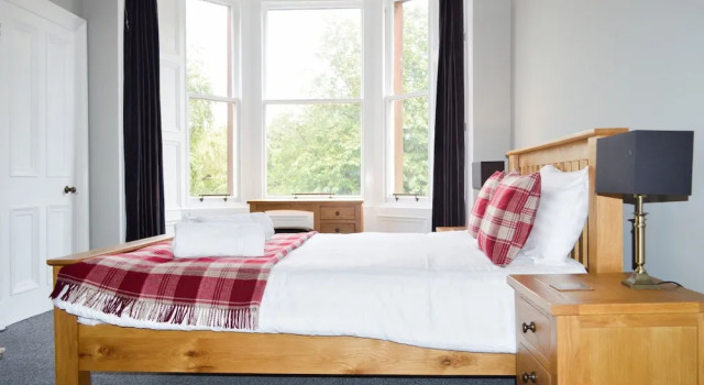 Modern 3 Bedroom Home in Morningside