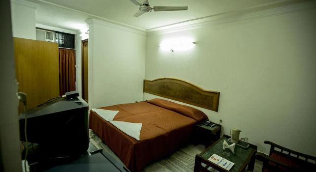 Hotel Deep