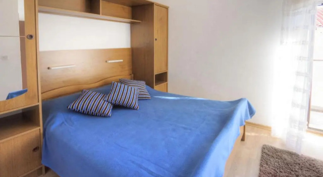Apartments Grozdana, Prenota Appartamento Hotel a Isole Quarnerine con parcheggio, Parcheggio