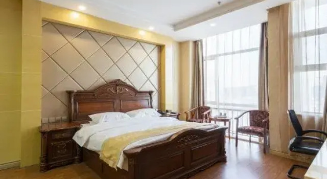 Люкс Homeinn Ripple Yun Hotel (Ejin Horo Banner)