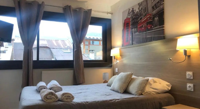 Hôtel Du Cheval Blanc Barcelonnette, Забронировать Отель Барселоннет Ubaye Valley, рядом с Музей долины
