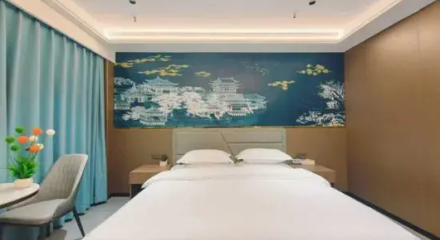 Люкс Luxury Tianyuan Hotel (Uxin Banner Cultural and Sports Center)