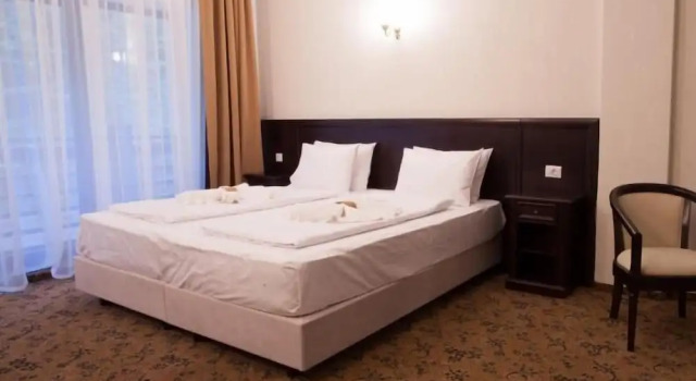 Rediu Hotel & Restaurant, Đặt Khách sạn Botosani Rumani