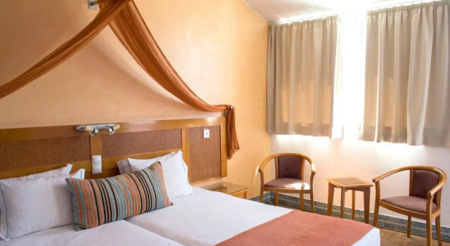Полулюкс Hotel do Cerro