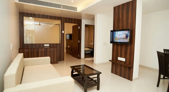 Люкс Superior Hotel G-Square - Shirdi