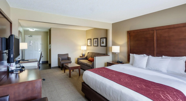 Двухместный люкс Comfort Suites Lincoln North