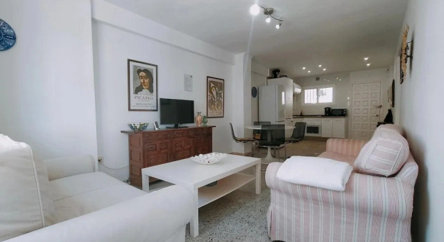 Apartamento Bah a Nerja Sun, Varaa Huoneisto Nerja Axarquía