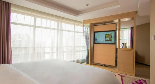 Люкс Deluxe Lavande Hotel Guangzhou Chepi Subway Station