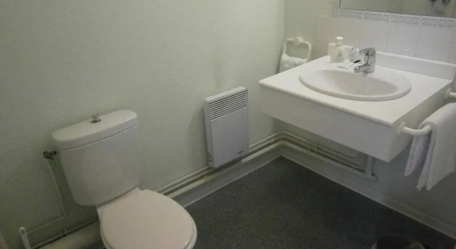 Трёхместный номер Standard Hôtel Les Deux Porches