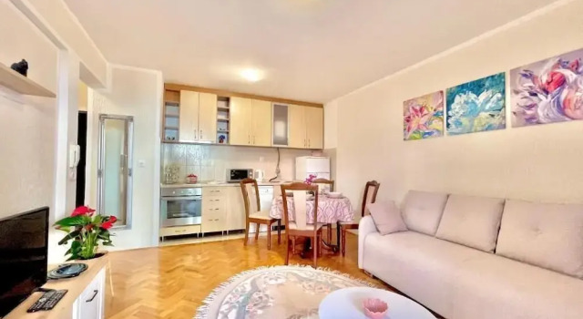 Апартаменты COMFORT APARTMENT NEAR THE BEACH