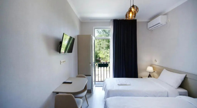 Двухместный номер Standard с балконом Hotel Sani Kutaisi