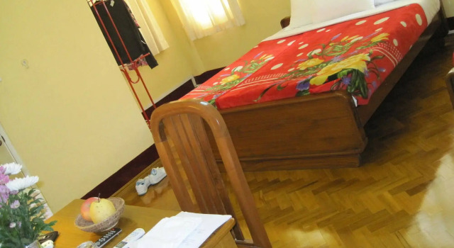 Golden Guest Inn
