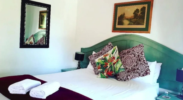 Двухместный номер Standard c 1 комнатой с балконом и с видом на сад Kelkiewyn Guesthouse Caledon