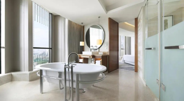Двухместный люкс Premier Sheraton Grand Shanghai Pudong Hotel & Residences
