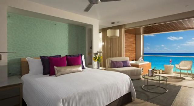 Двухместный полулюкс Xhale Club Whirlpool oceanfront Breathless Riviera Cancun Resort & Spa