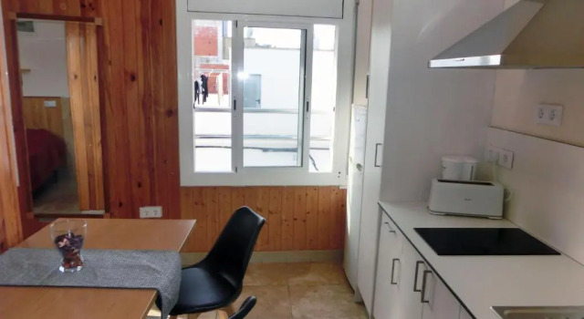 Студия Rosesapparts Estudios & Parking