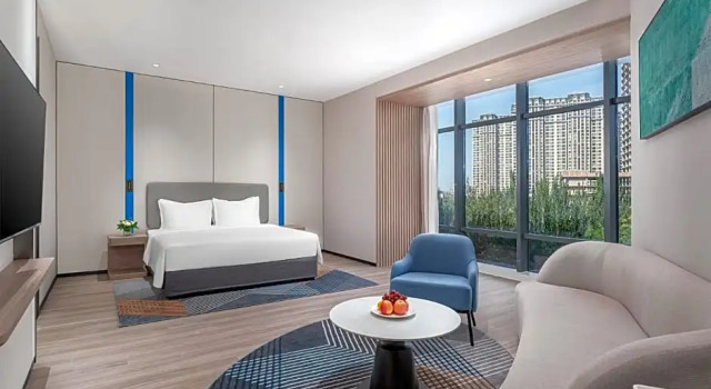 Двухместный люкс c 1 комнатой Holiday Inn Express Yinchuan Yuehai