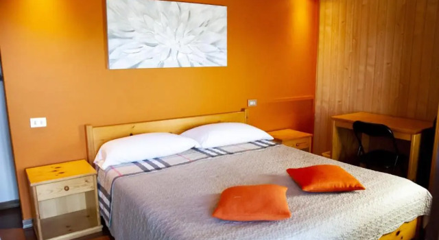 Семейный номер Standard с видом на озеро Hotel Bellavista