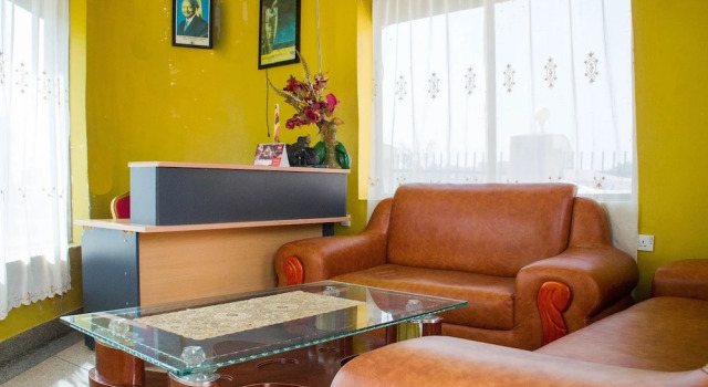 Hilltop Hotel, Prenota Hotel Ayivu Arua
