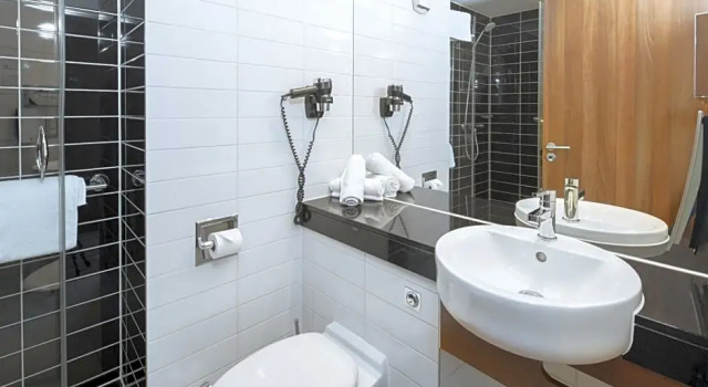 Четырёхместный номер Standard Holiday Inn Express Strasbourg Centre by IHG