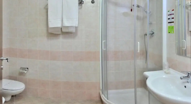 Четырёхместный номер Standard с балконом Vea Resort Hotel