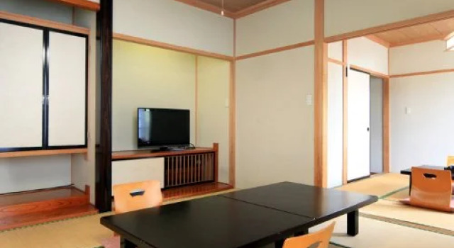Yubataketenboroten no Yado Nushiyu Ryokan, Забронировать Отель Отели Кусацу 3 звезды, рядом с Лыжный курорт Кусацу Онсэн, 3*