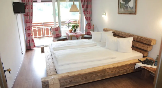 Hotel Zum Senn, Rezervasyon Otel Bad Hindelang Bavyera, Wiedhagbahn yakınında