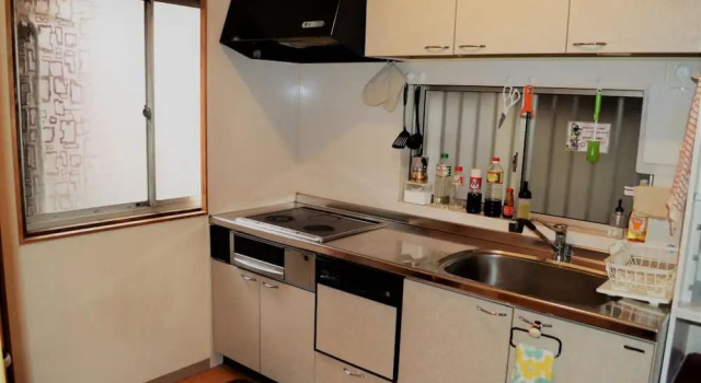Кровать в общем номере (женский номер) Peace house Abeno