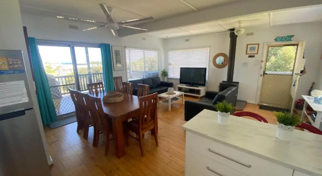 Carrickalinga SeaHaven: Coastal Escape-4BRM - 29 Riverview Drive, Book Hotel Carrickalinga South Australia