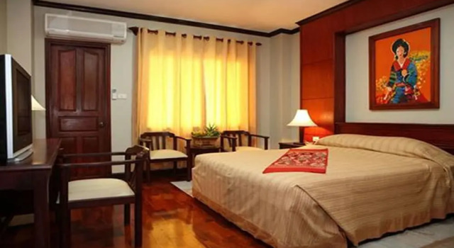 Двухместный номер Standard с балконом Vansana Riverside Hotel