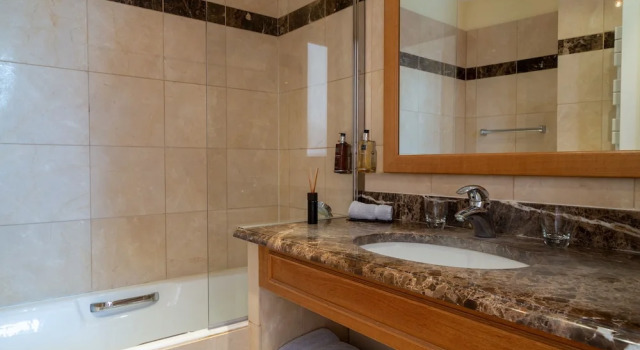 Номер Grand The Originals Relais, Hôtel St Laurent