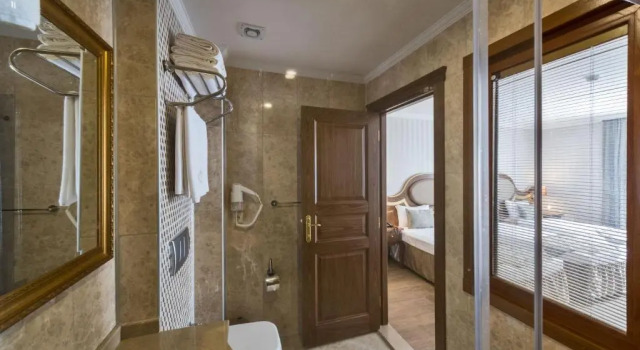 Трёхместный номер Standard The Central Hotel