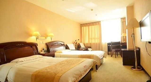 Yuexin Holiday Hotel