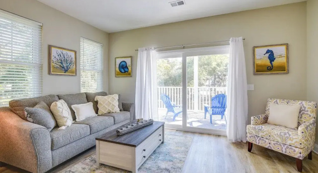 Murrells Inlet Home: Half-mi to Marsh Walk!