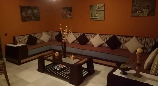 Villa Ads, Rezerwuj Willa Hotele w Tanger-Tetouan z parkingiem, Parking
