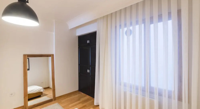 Spotless Flat in Central